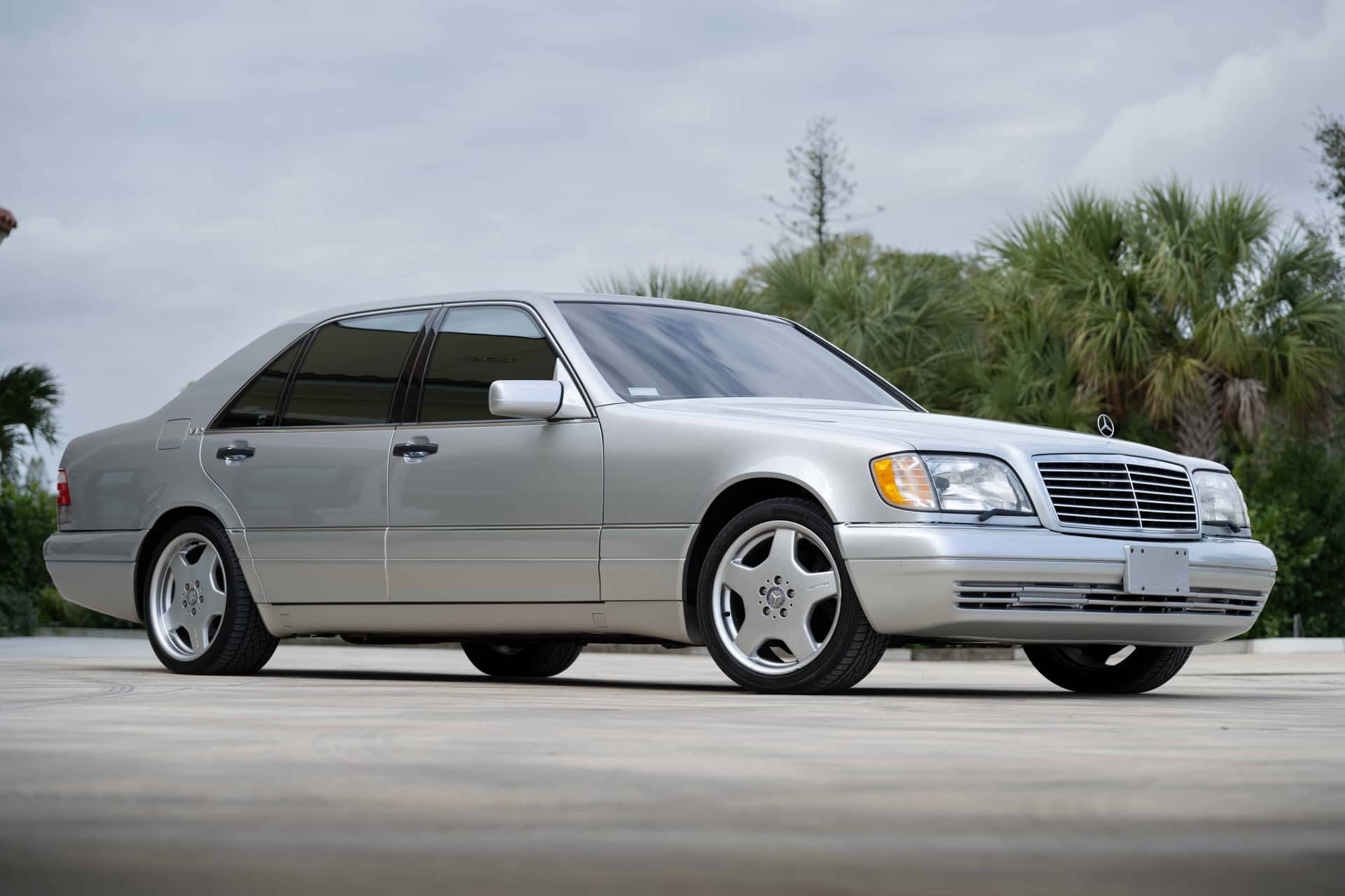 1998 Mercedes-Benz S600 sold for $40,000