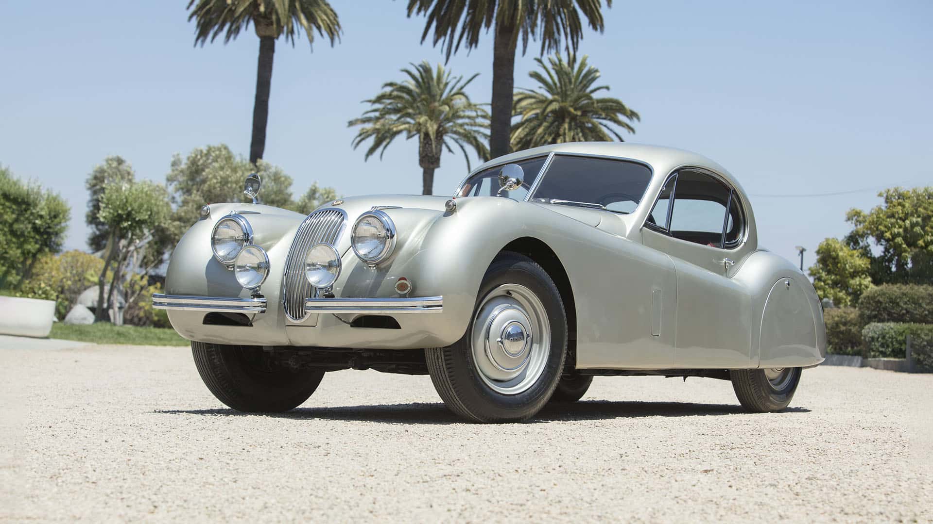 1952 Jaguar XK120 sold for $57,000
