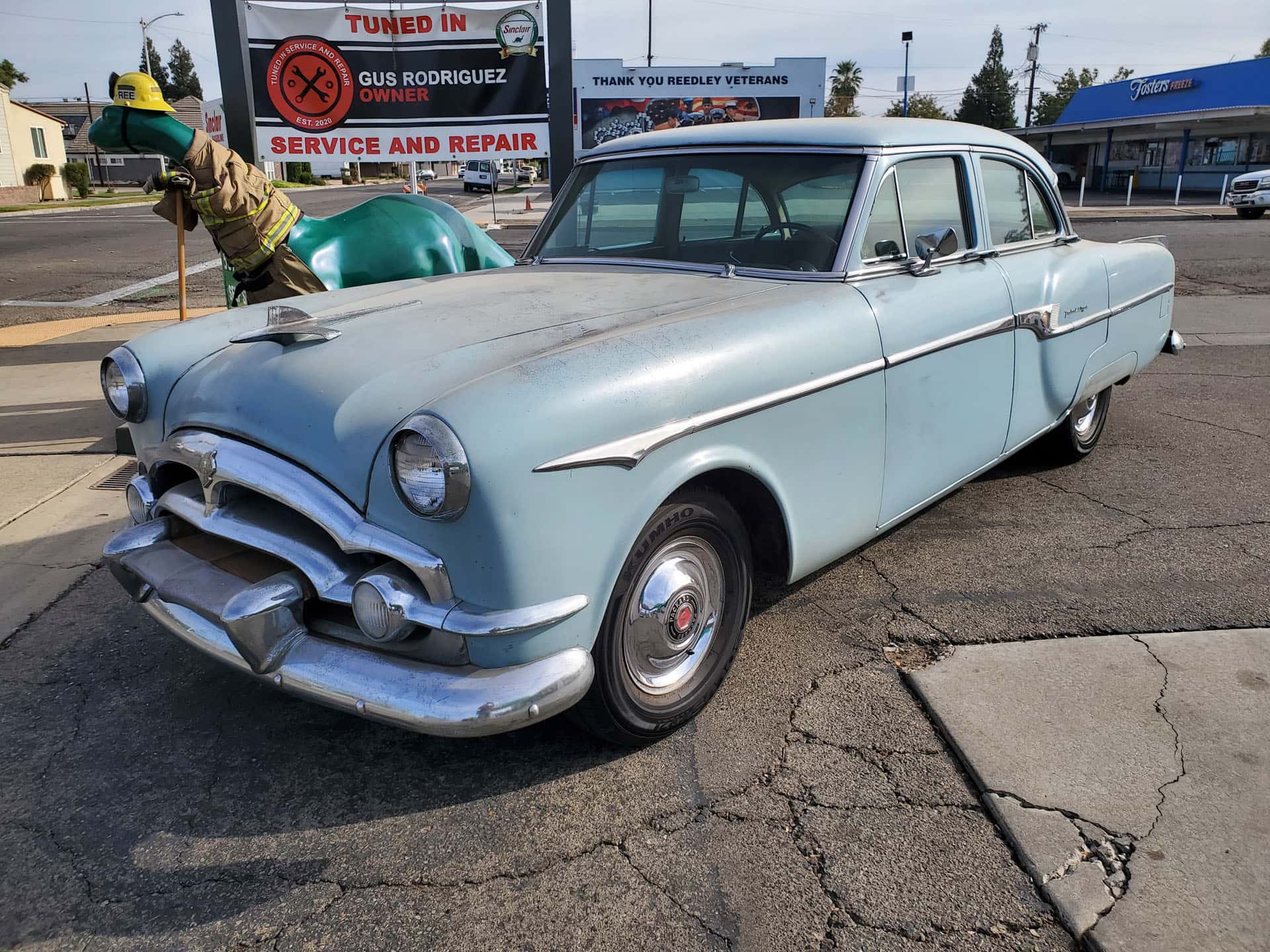 1953 Packard Clipper sold for $3,100