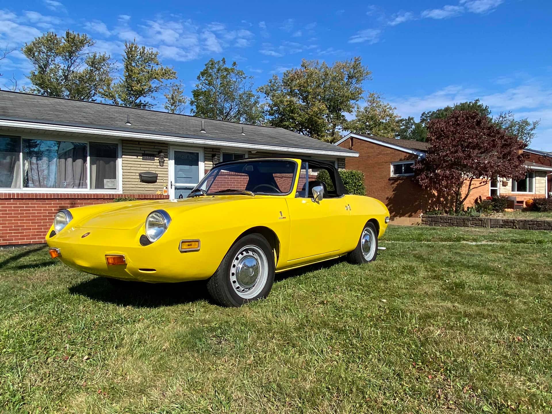 1972 Fiat 850 sold for $6,250