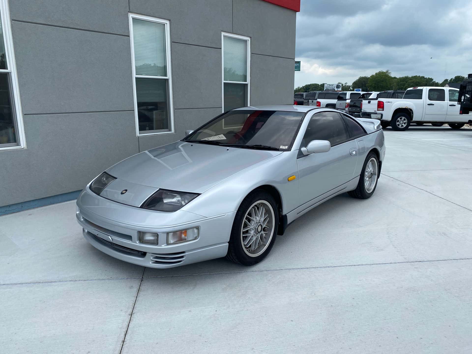 1992 Nissan 300ZX Base sold for $7,900
