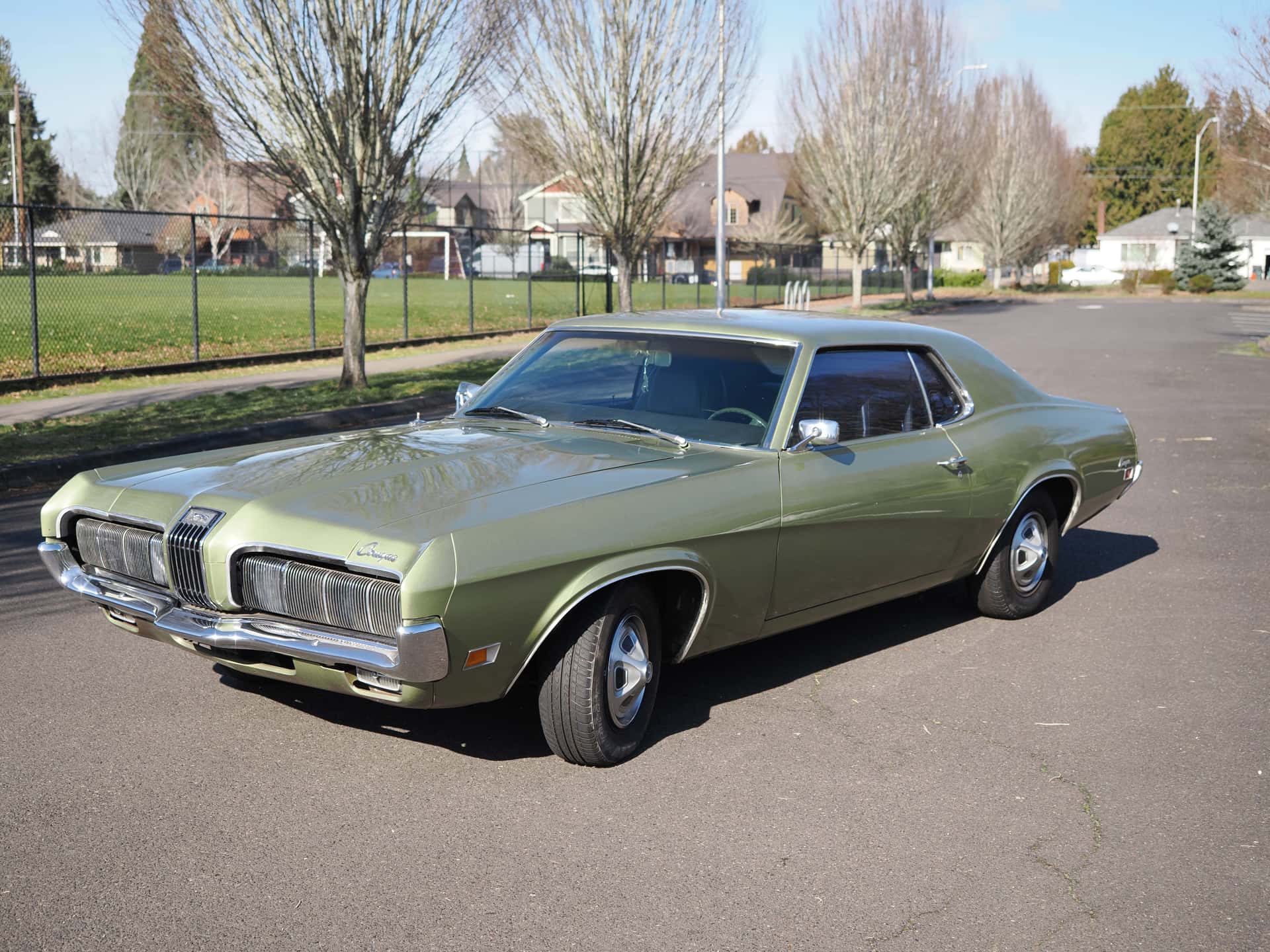 1970 Mercury Cougar sold for $12,500