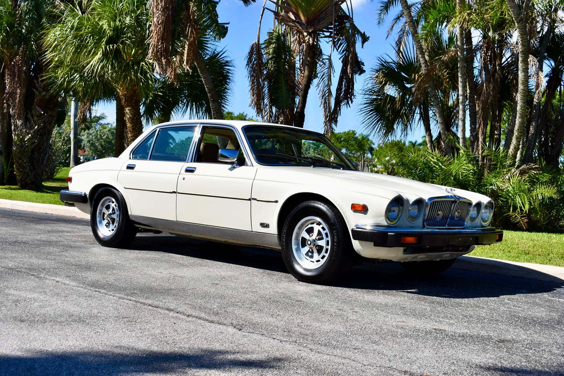 1987 Jaguar XJ6 sold for $9,687