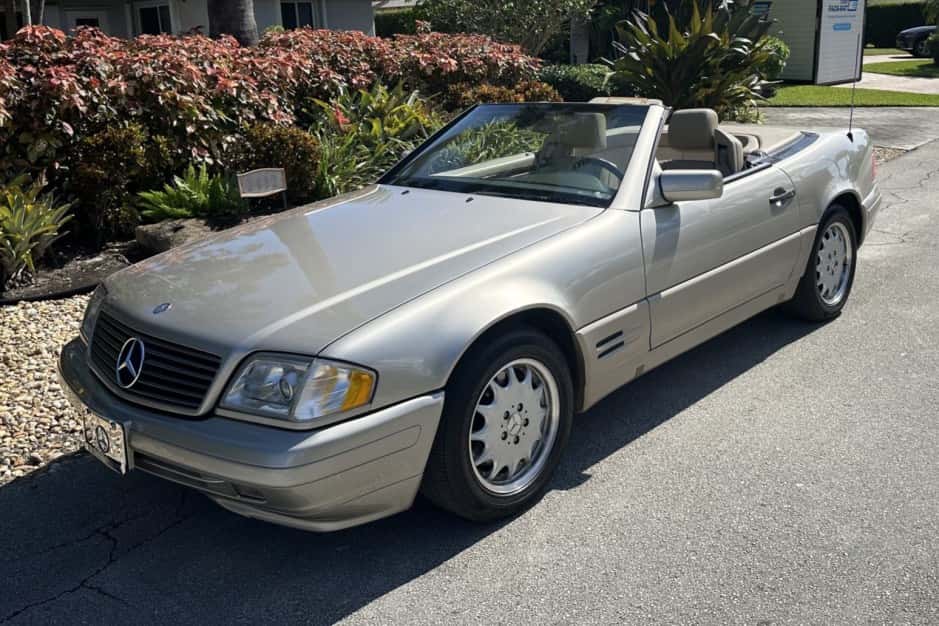 1997 Mercedes-Benz R129 SL sold for $8,100
