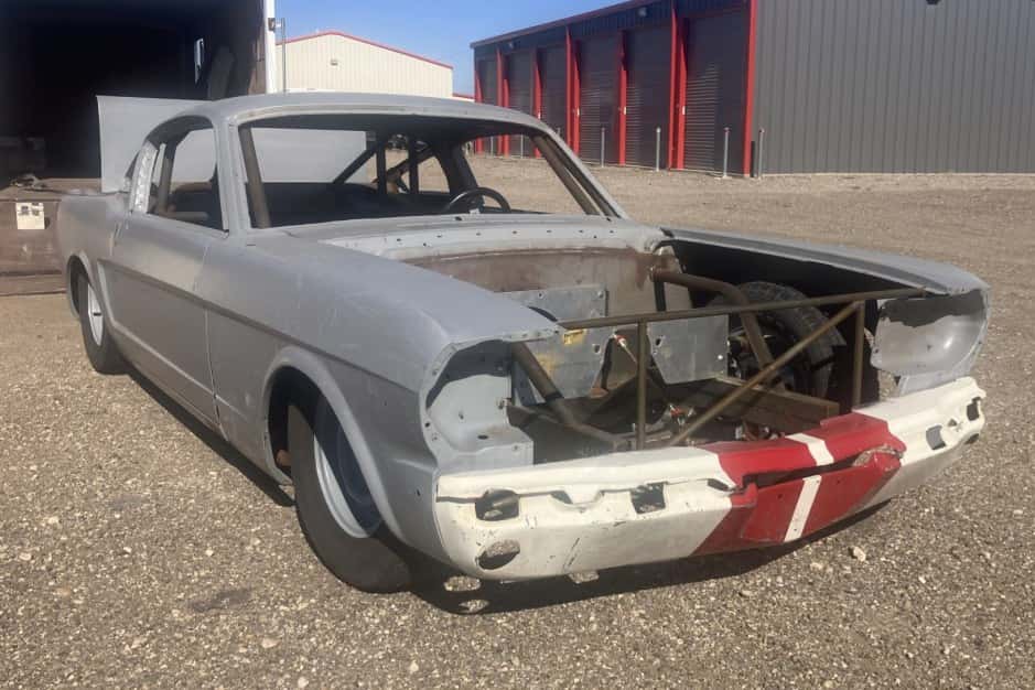 1966 Ford Mustang 1964.5-1966 sold for $8,250