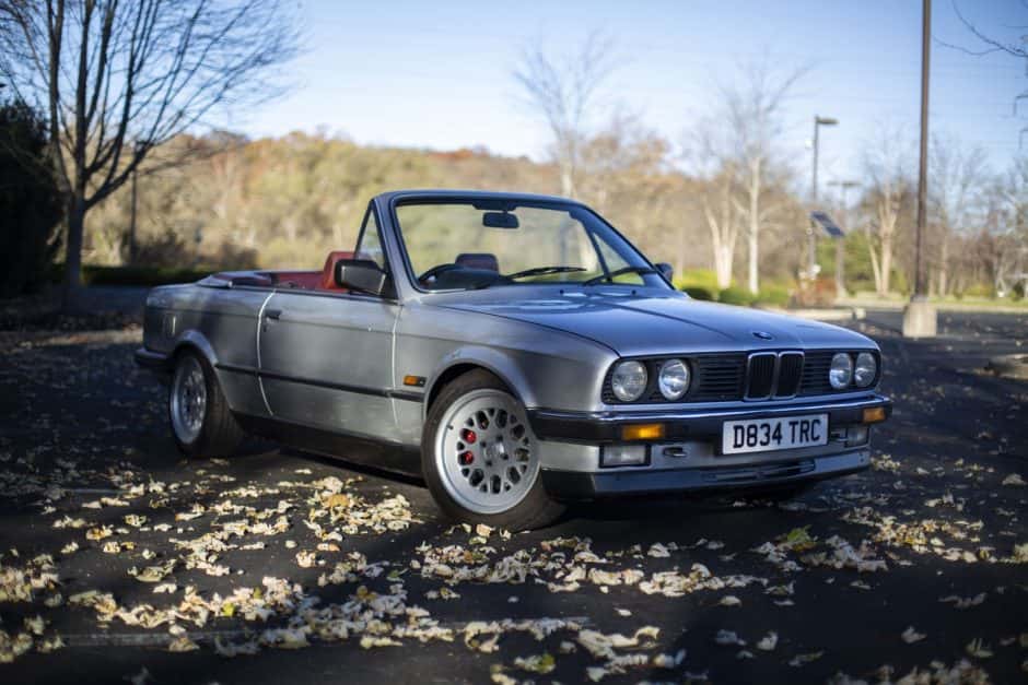 1986 BMW E30 3-Series Convertible sold for $12,000
