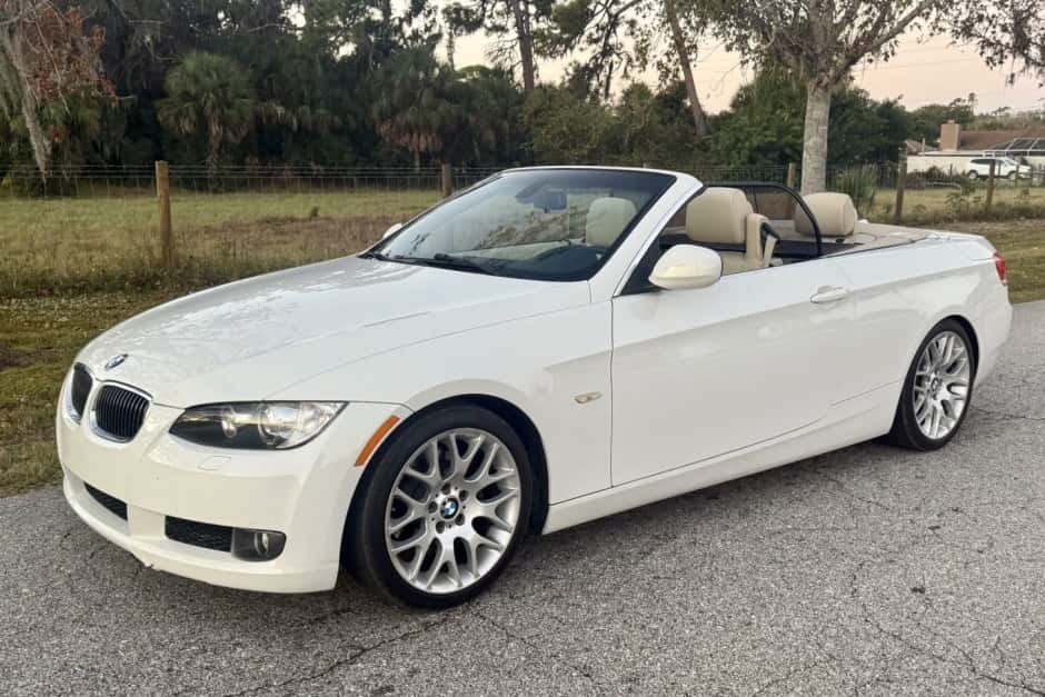 2010 BMW E92/E93 3-Series Coupe & Convertible sold for $14,000