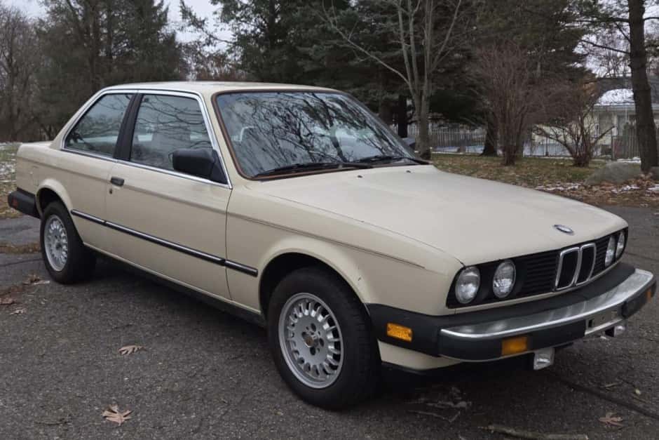 1984 BMW E30 3-Series Coupe sold for $2,800