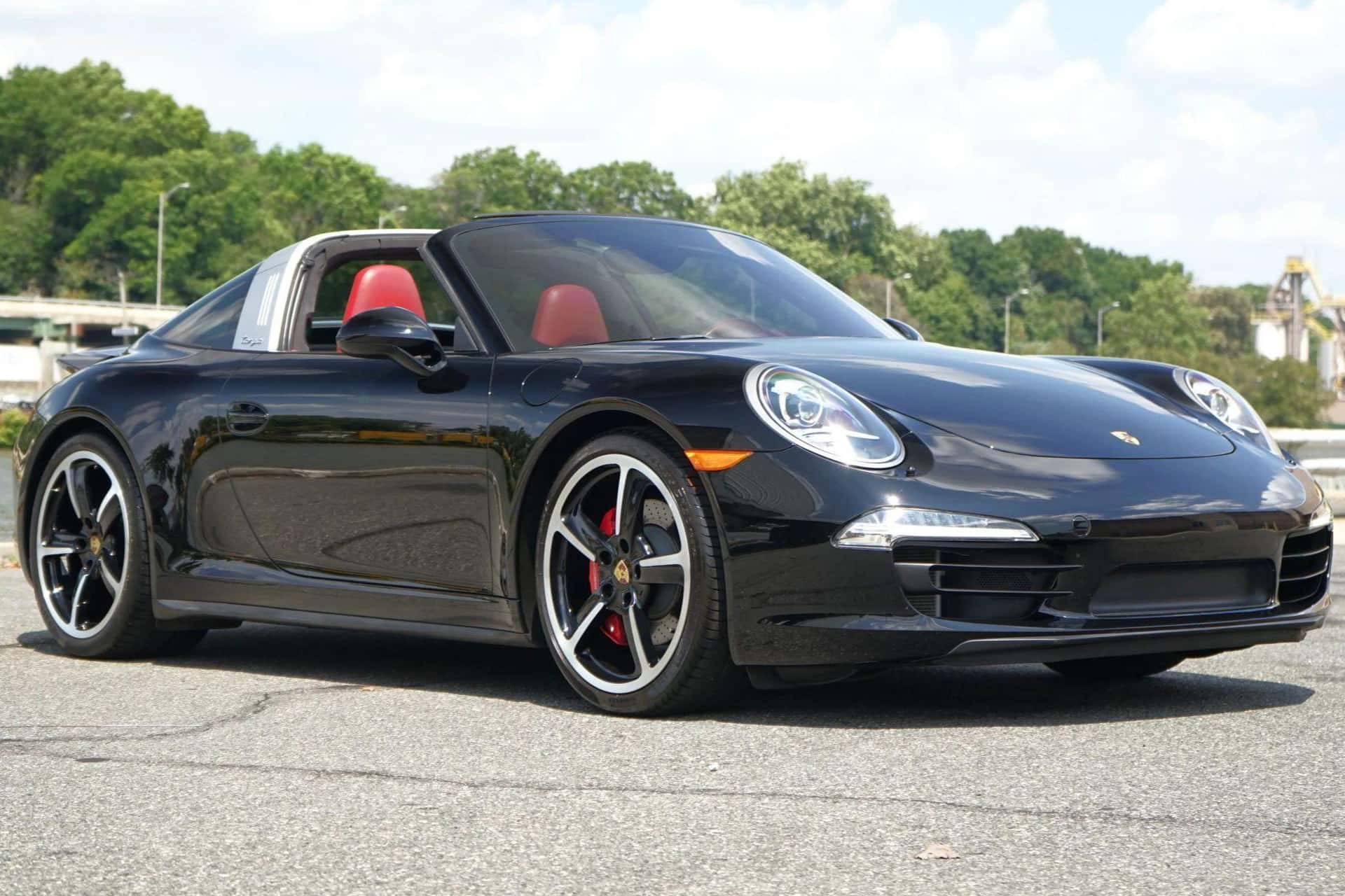 2016 Porsche 991 911 sold for $100,000