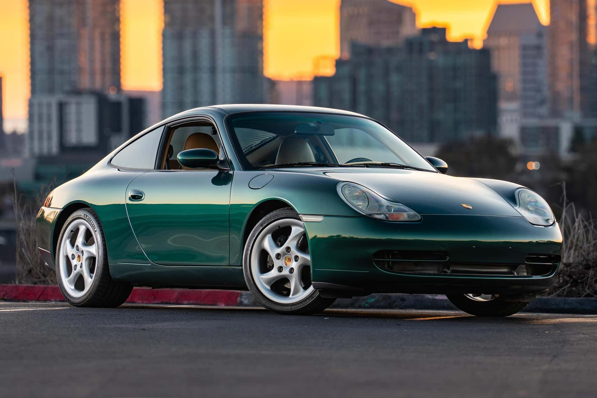 2000 Porsche 996 911 sold for $41,000