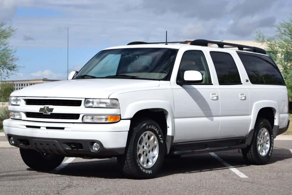 2002 Chevrolet Suburban (GMT800 2000-2006) sold for $22,750
