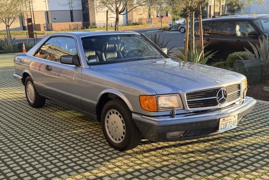 1991 Mercedes-Benz C126 sold for $32,500