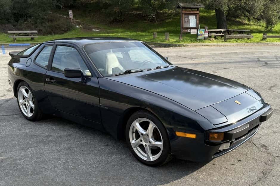 1988 Porsche 944 sold for $4,900