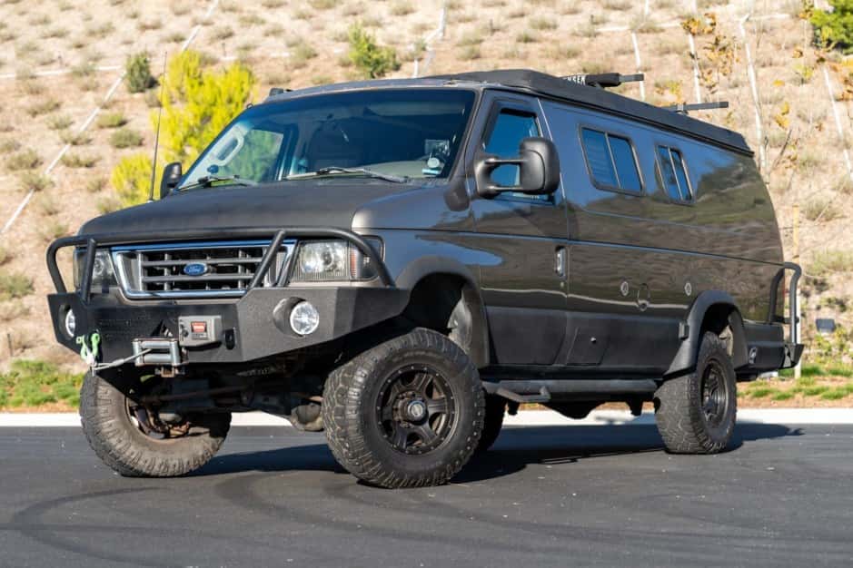 2003 Ford Econoline Van sold for $19,000