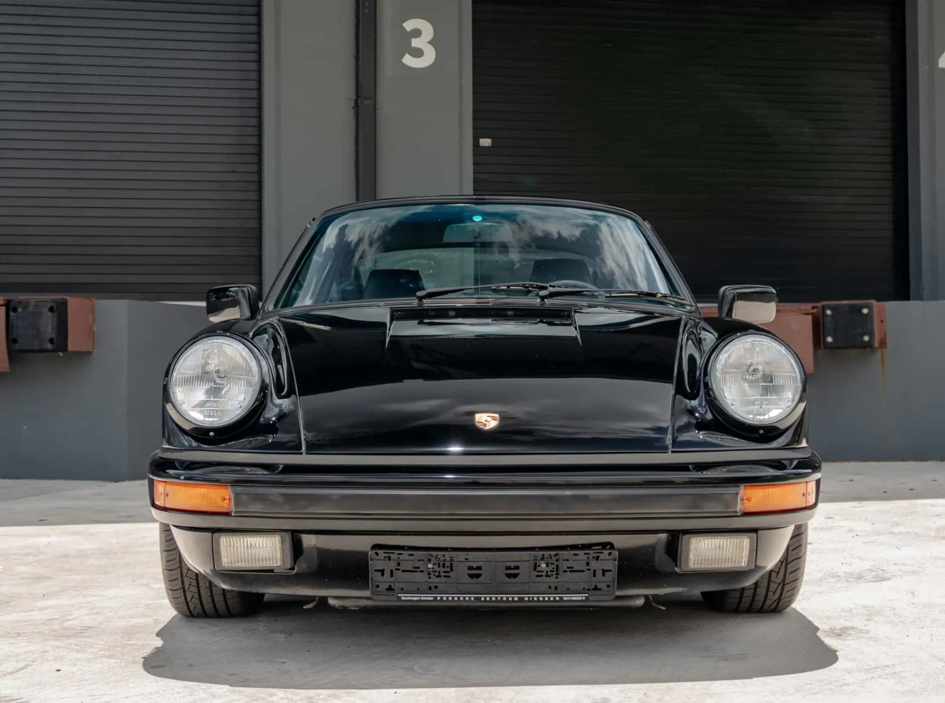 1987 Porsche 911 Carrera sold for $88,000