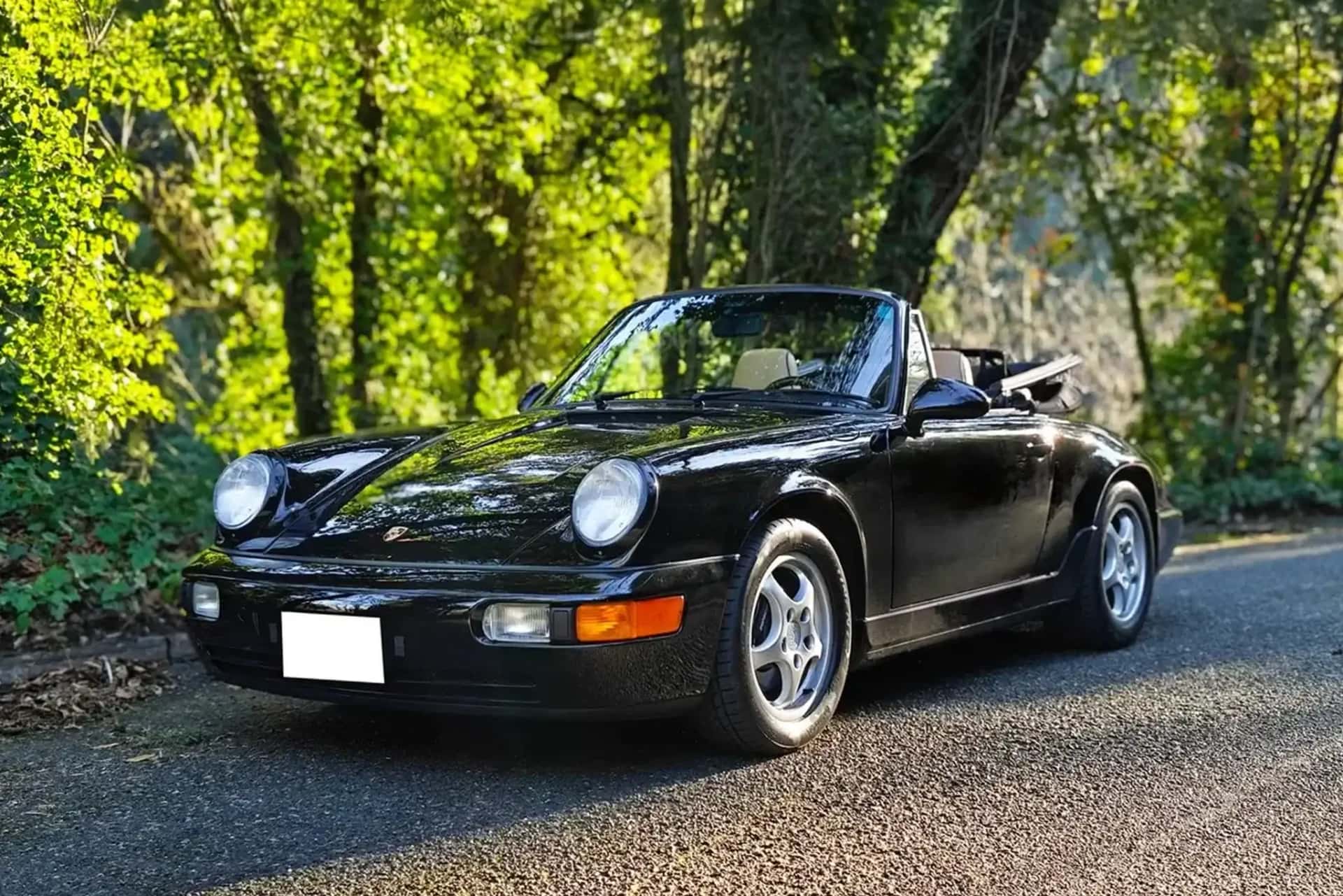 1990 Porsche 911 Carrera 2 sold for $66,500