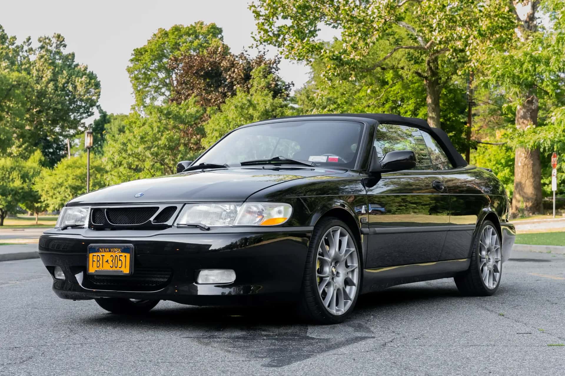2002 Saab 9-3 Viggen Convertible sold for $9,000