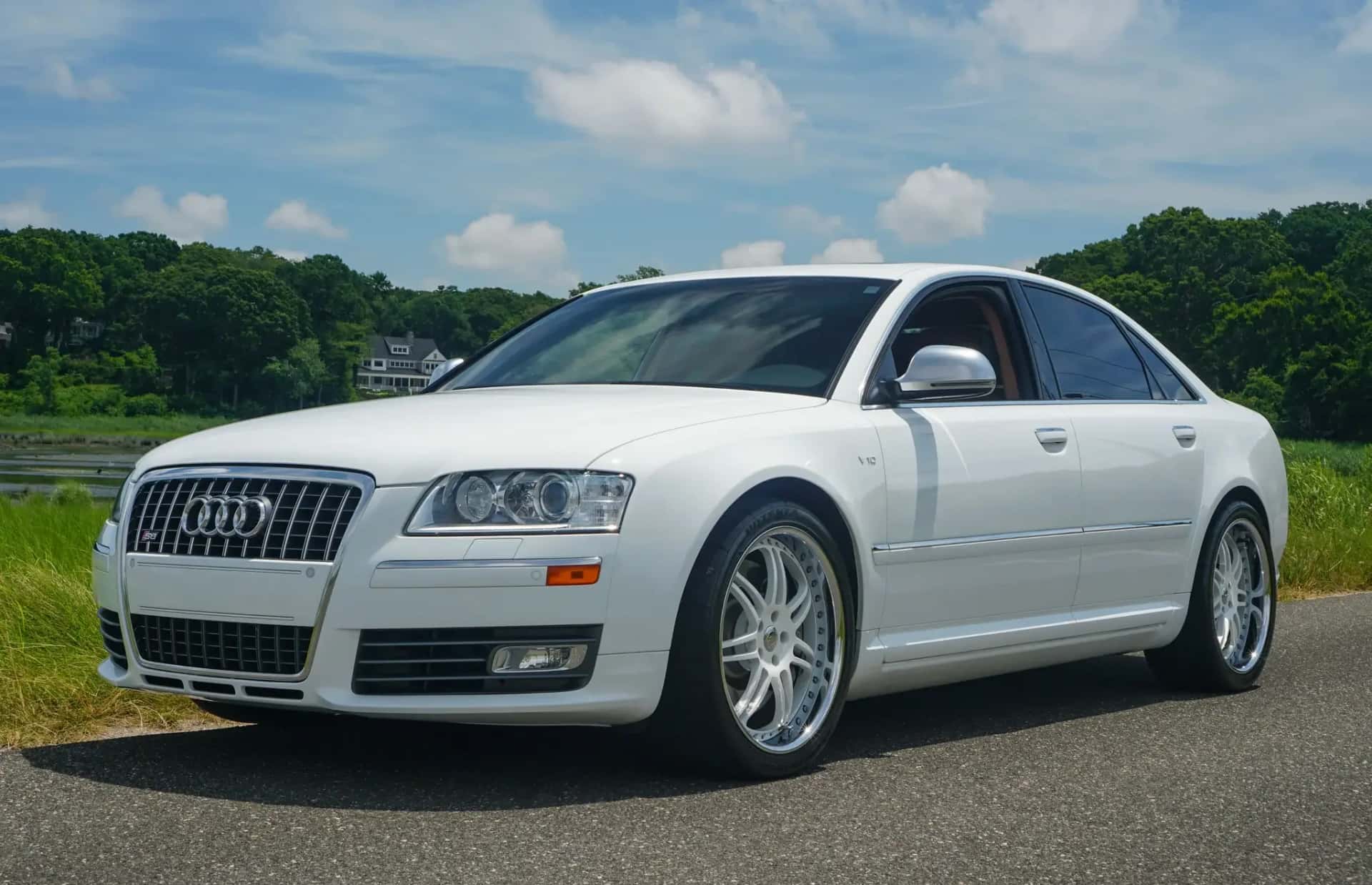 2008 Audi S8 sold for $31,500
