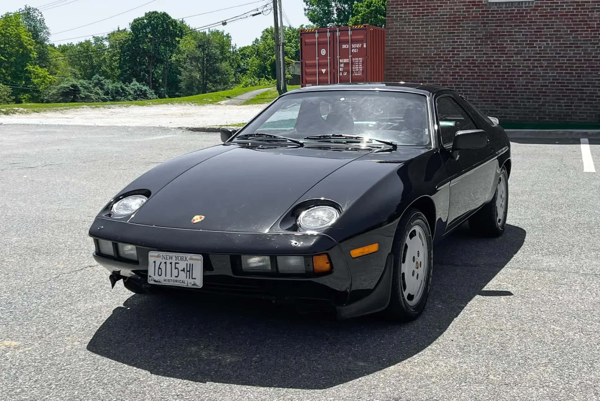 1986 Porsche 928 S sold for $14,500