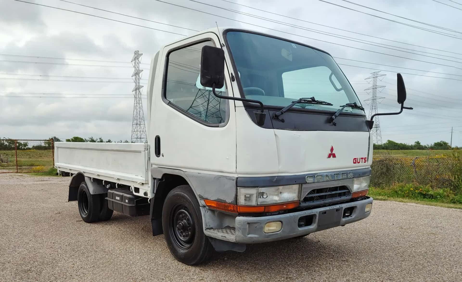 1996 Mitsubishi Canter sold for $2,900