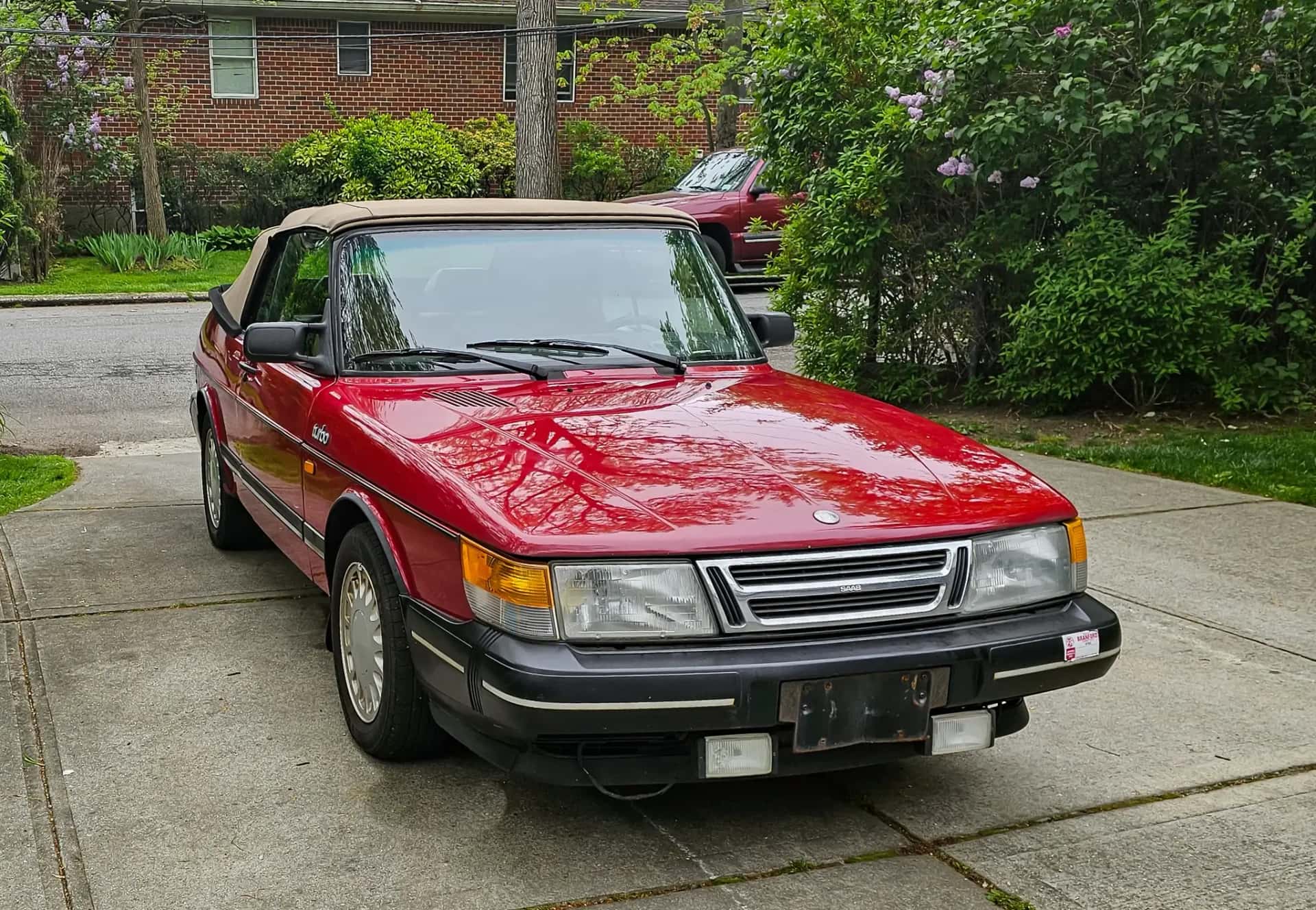 1988 Saab 900 Turbo Convertible sold for $1,500