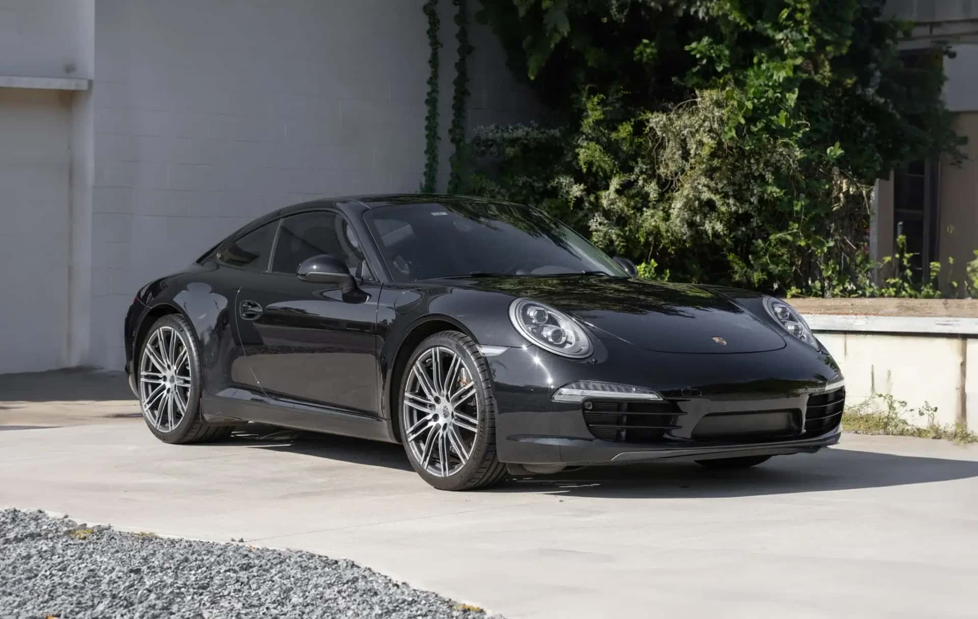 2016 Porsche 911 Carrera sold for $49,250