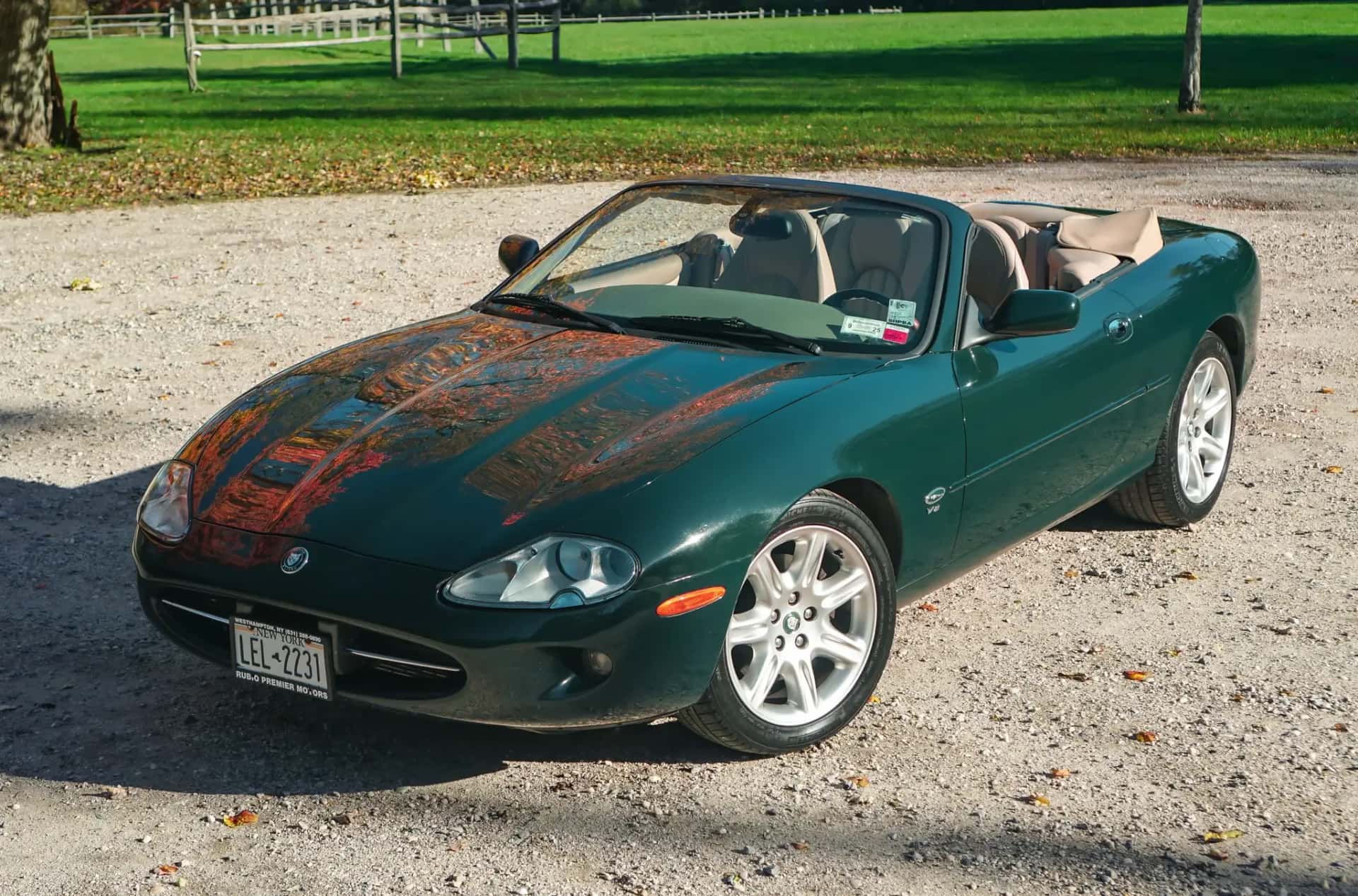 2000 Jaguar XK8 Convertible sold for $10,000