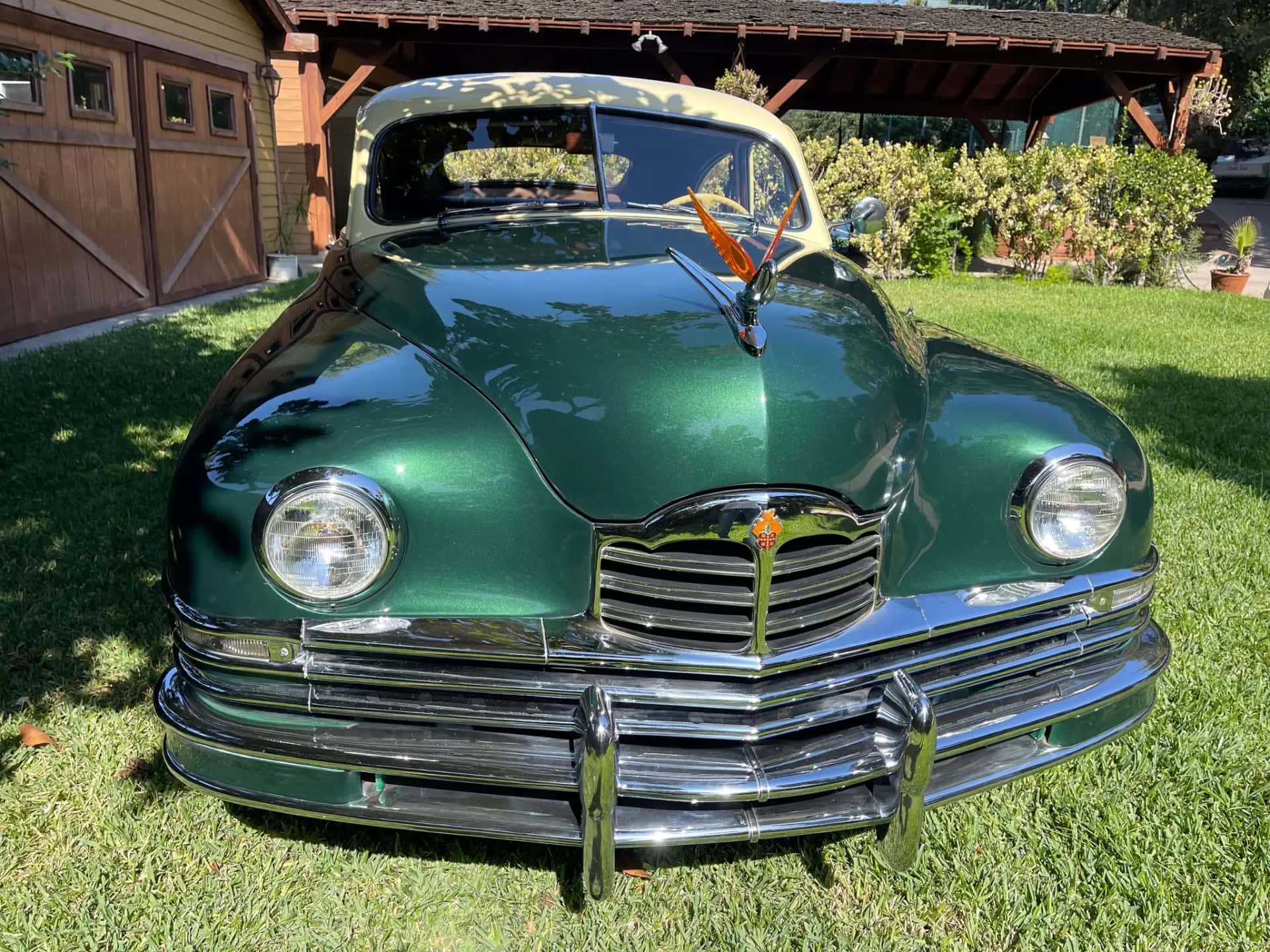 1948 Packard Super Eight sold for $15,250