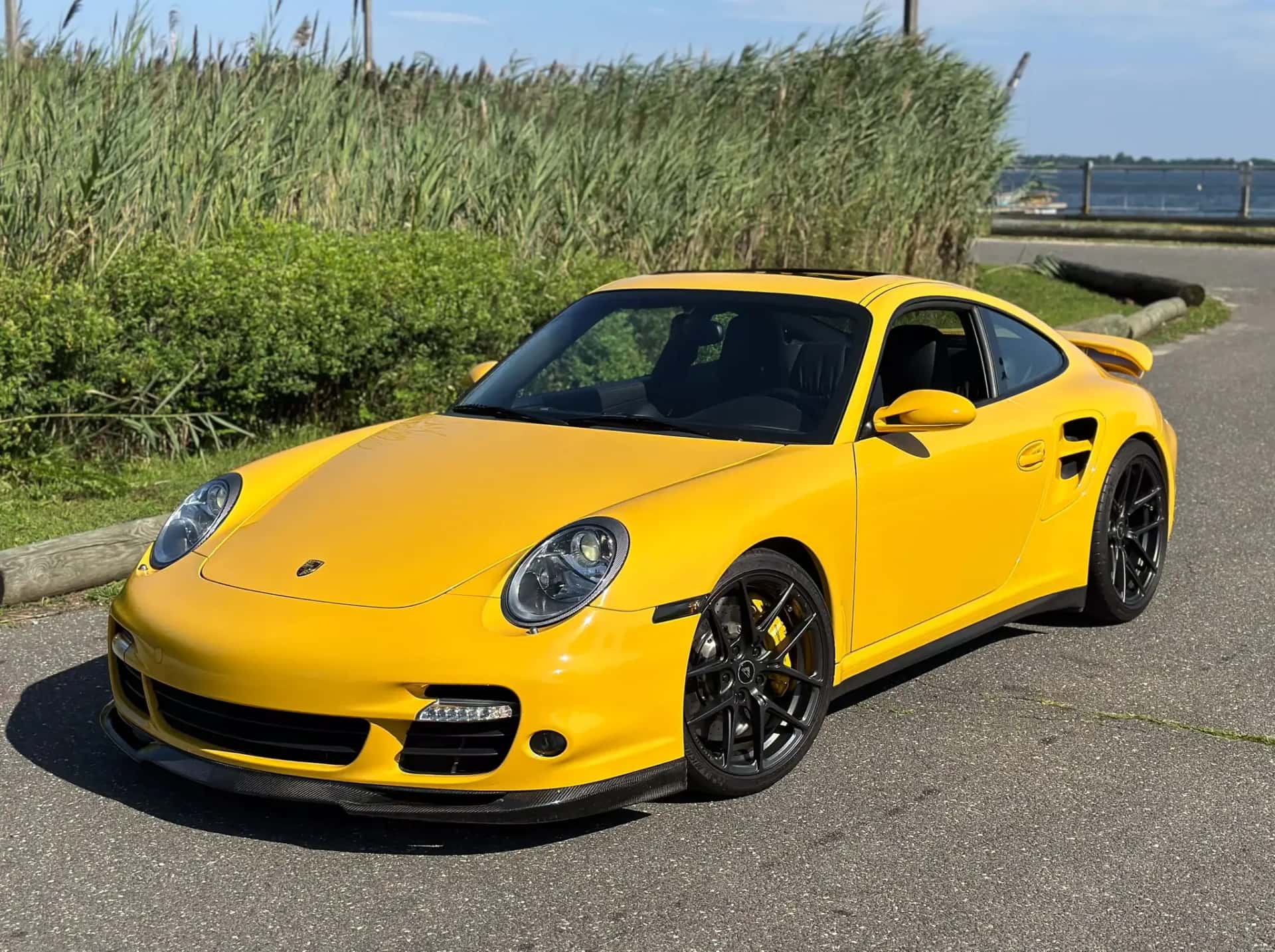 2007 Porsche 911 Turbo sold for $102,500