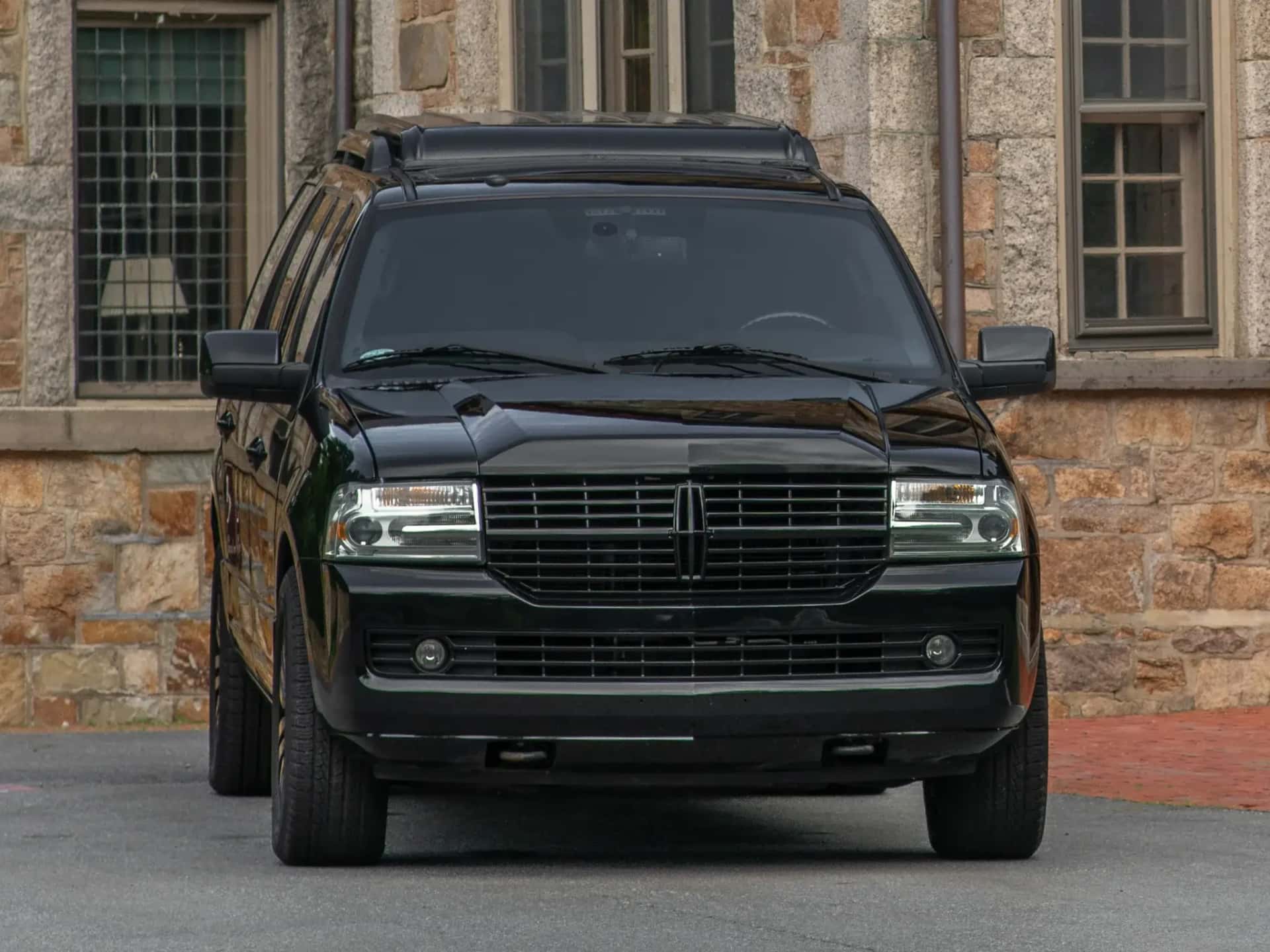 2013 Lincoln Navigator sold for $27,500