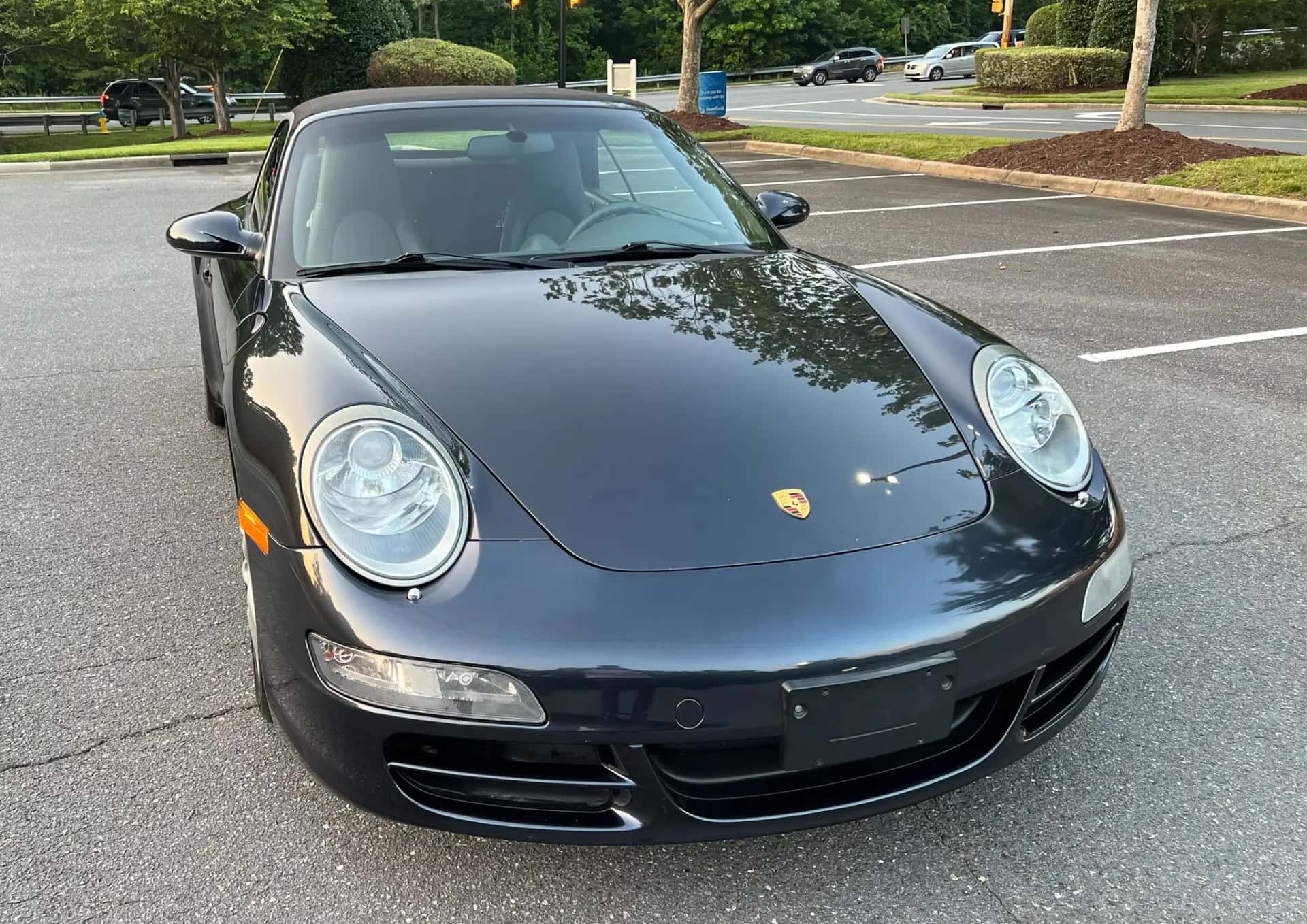 2005 Porsche 911 Cabriolet  sold for $29,247