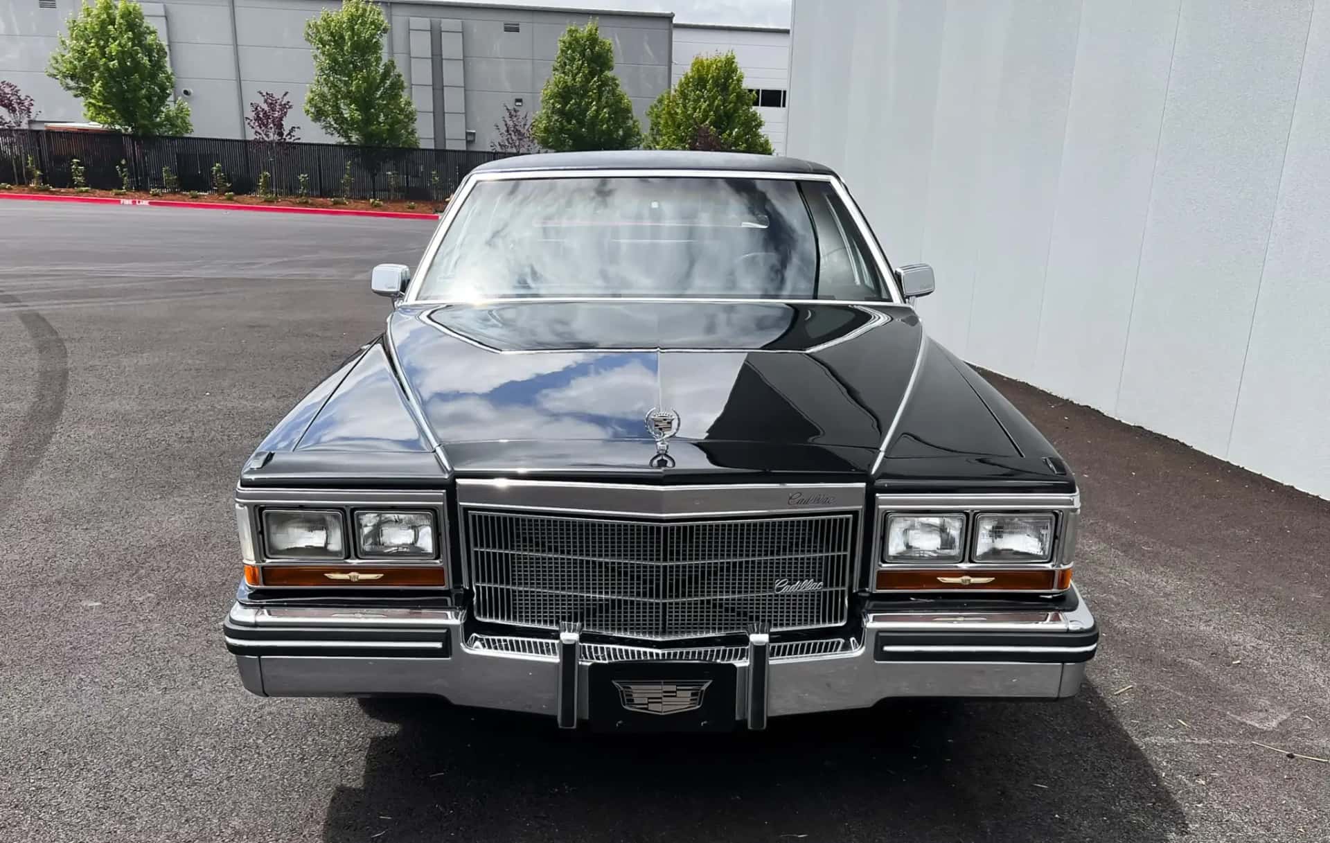 1986 Cadillac Fleetwood Brougham sold for $8,000