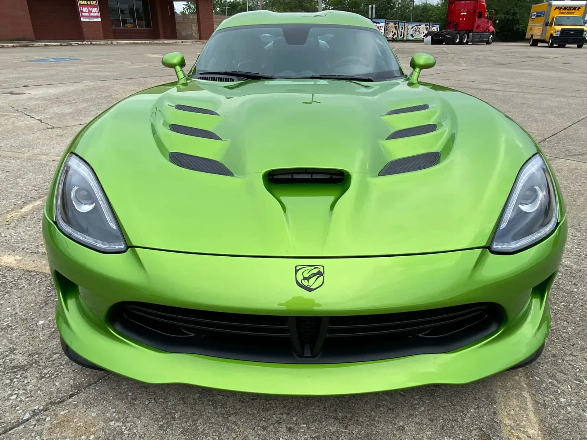 2017 Dodge SRT Viper GTC sold for $154,500