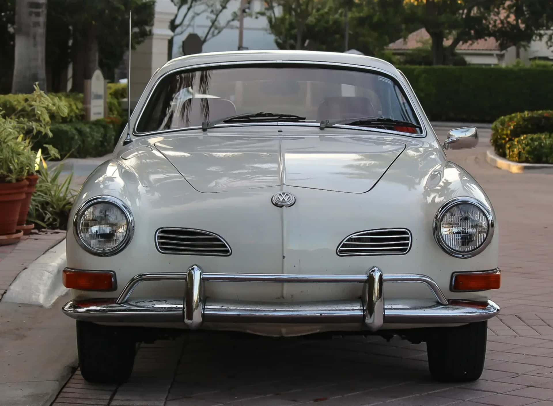 1970 Volkswagen Karmann Ghia Coupe sold for $18,000