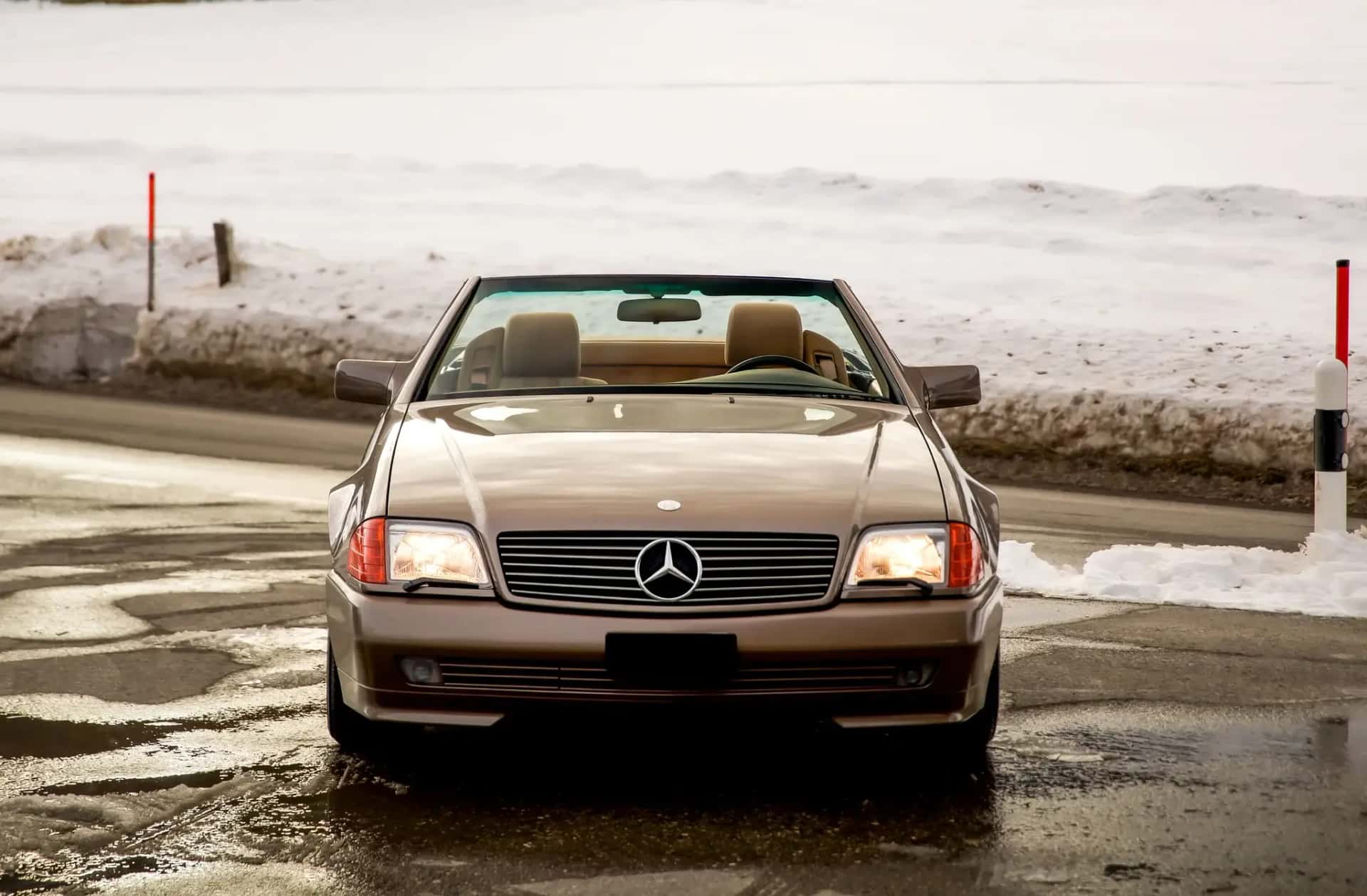1990 Mercedes-Benz 500SL sold for $95,000