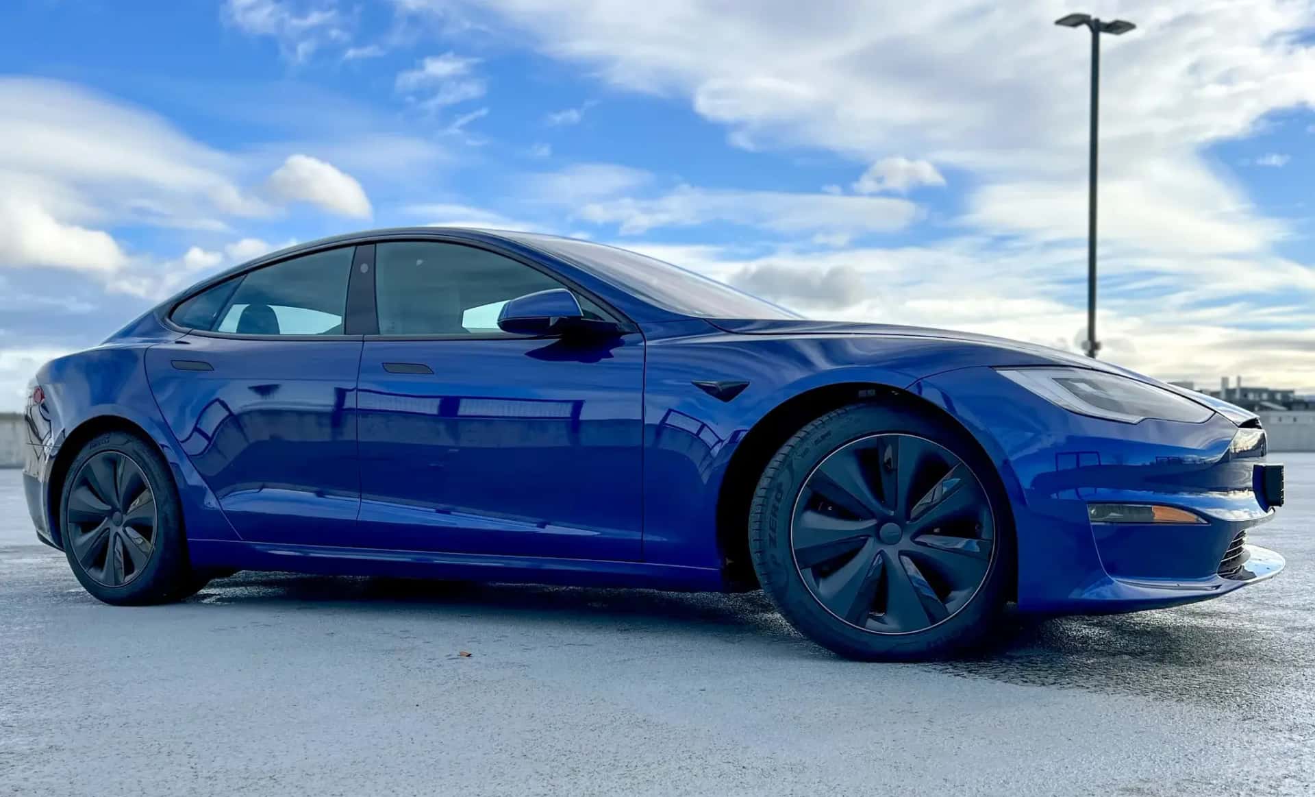 2021 Tesla Model S Plaid sold for $91,000