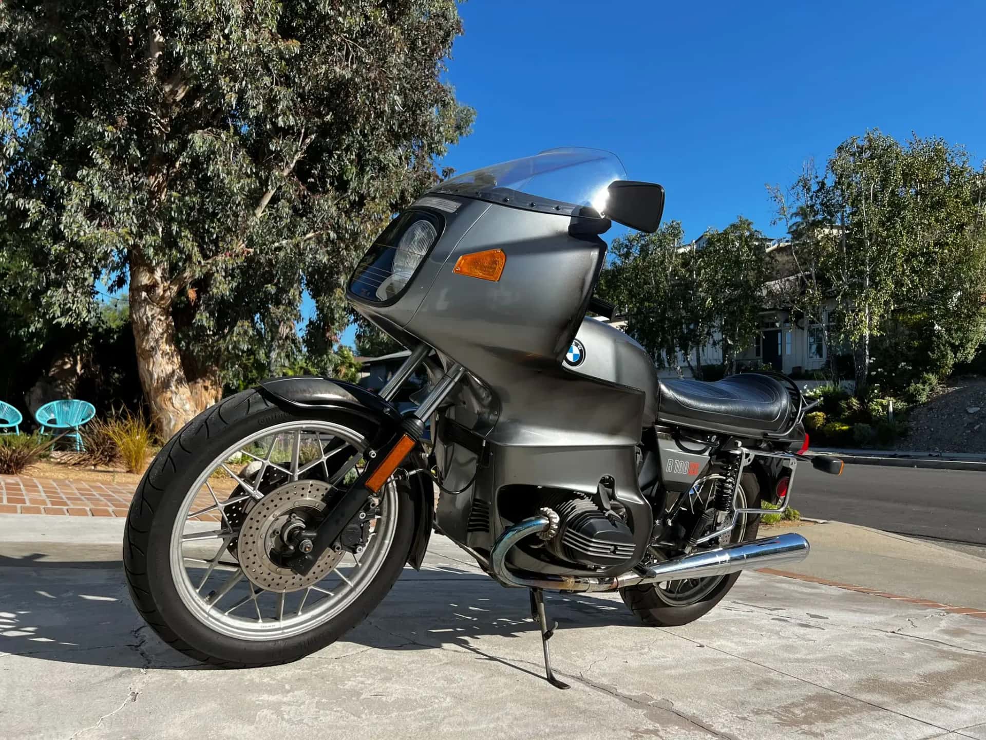 1982 BMW R100 RS sold for $5,500