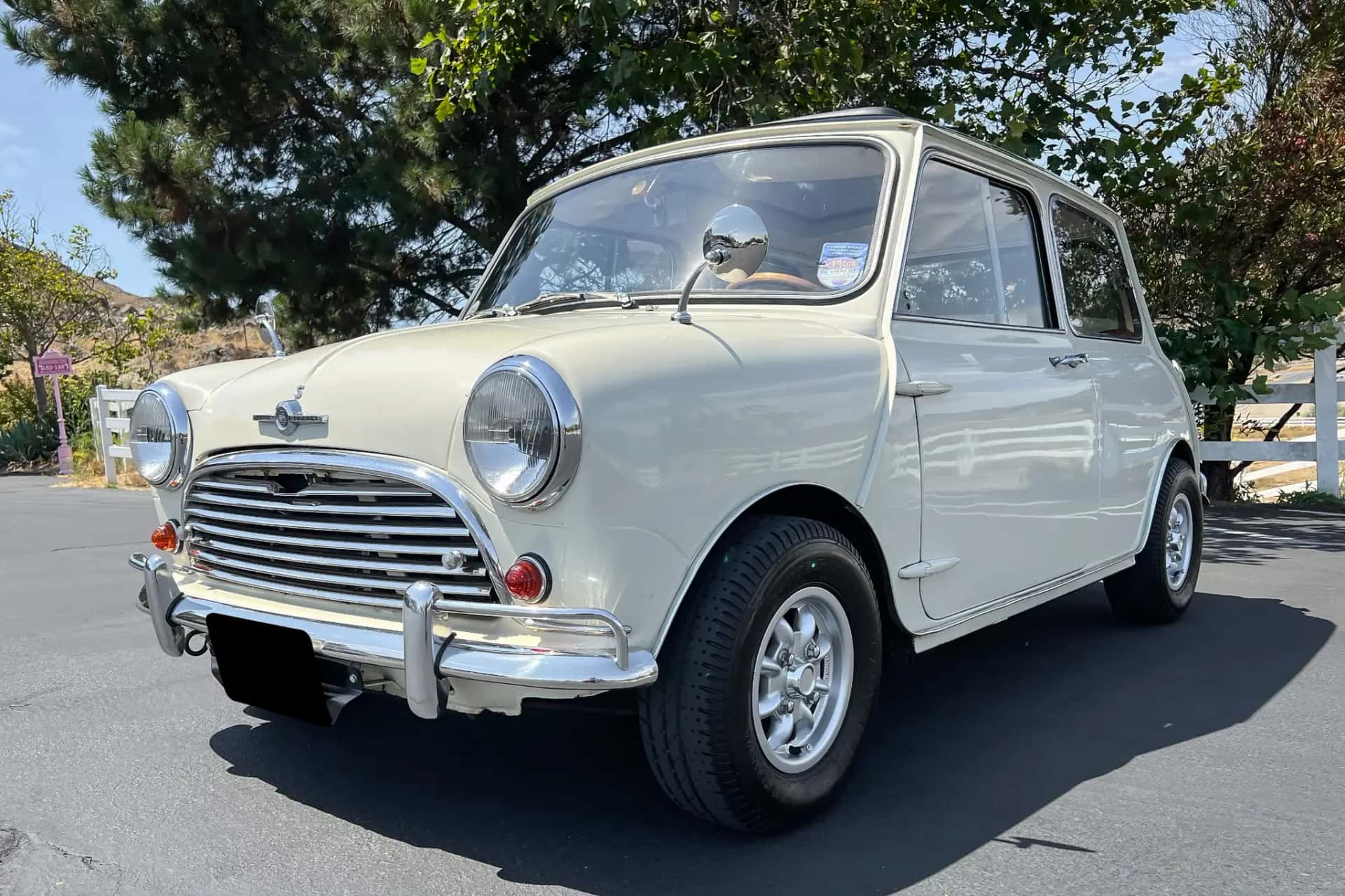 1966 Mini Cooper S sold for $34,000