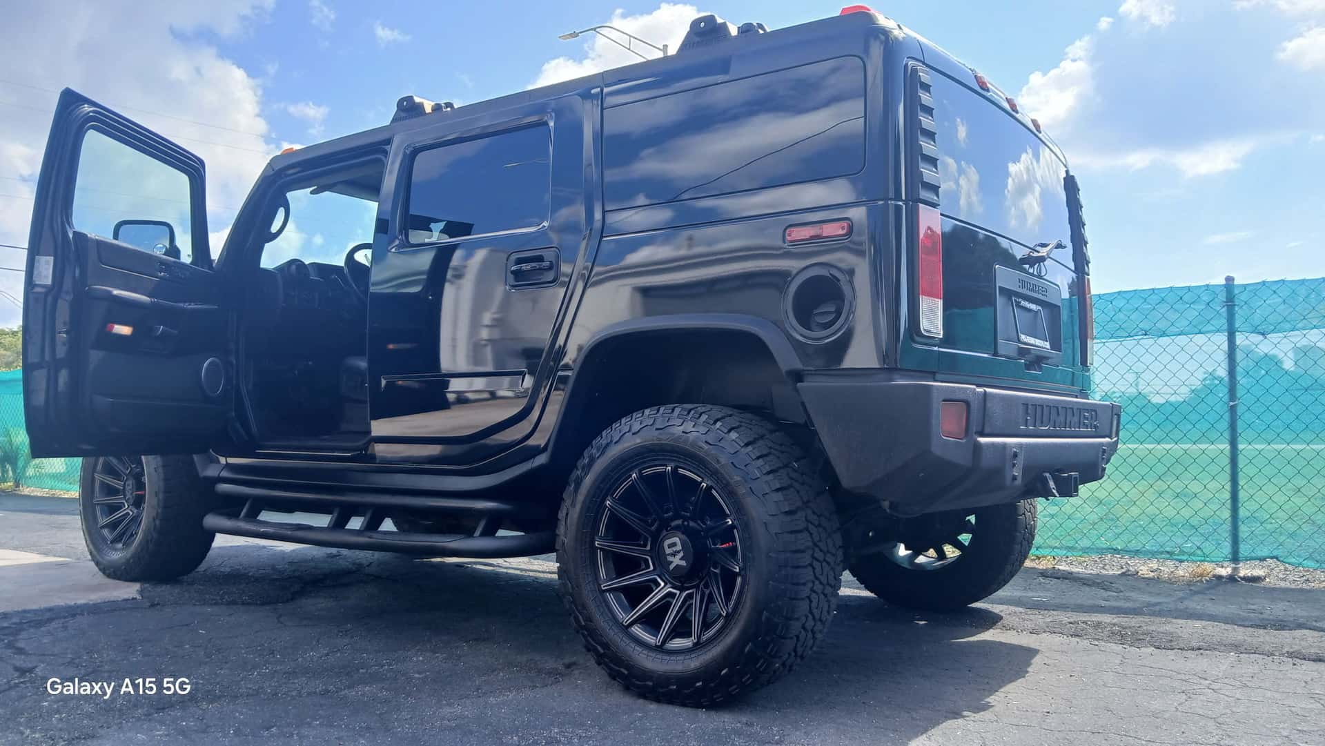 2006 Hummer H2 sold for $14,175