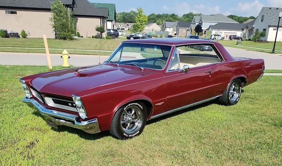 1965 Pontiac GTO sold for $47,250
