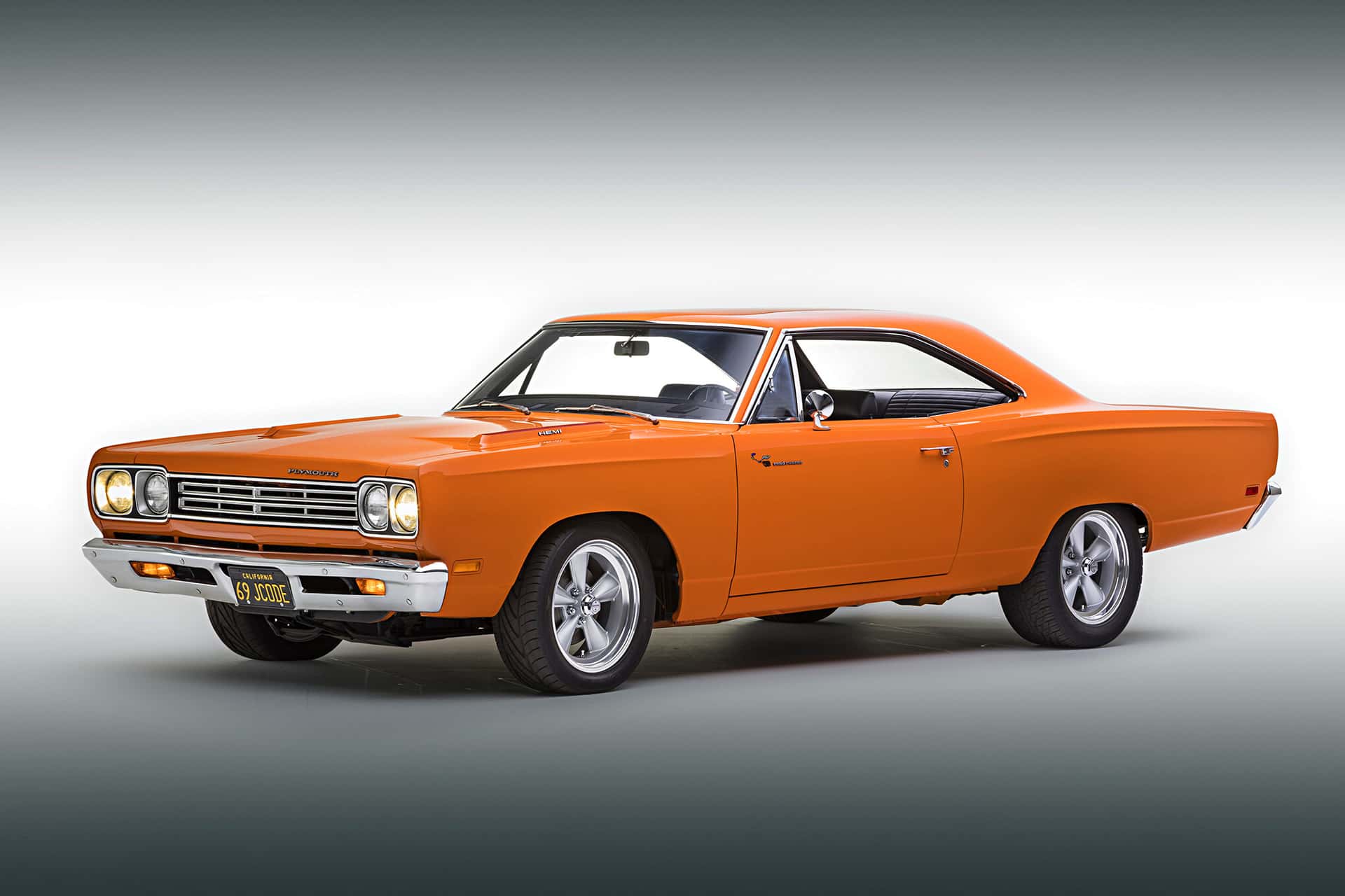 1969 Plymouth Road Runner HEMI sold for $178,000