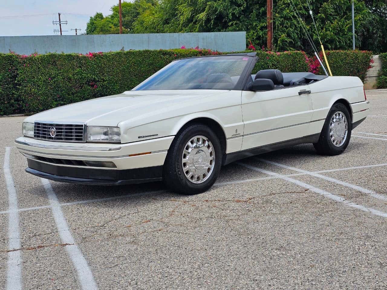 1993 Cadillac Allante Convertible sold for $9,445