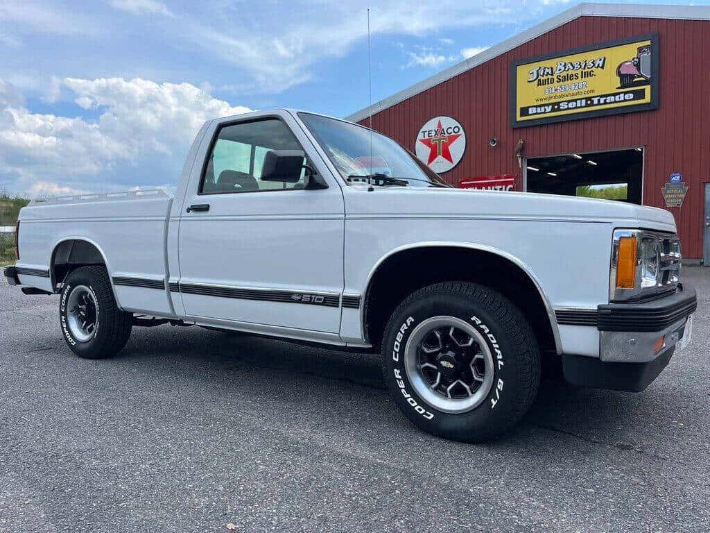 1993 Chevrolet S-10 sold for $15,750