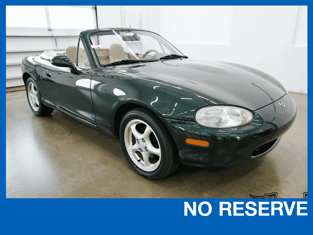 1999 Mazda Miata MX-5 sold for $5,460