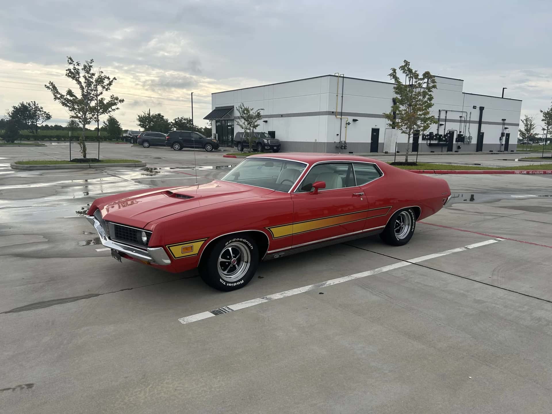 1971 Ford Torino GT sold for $31,500