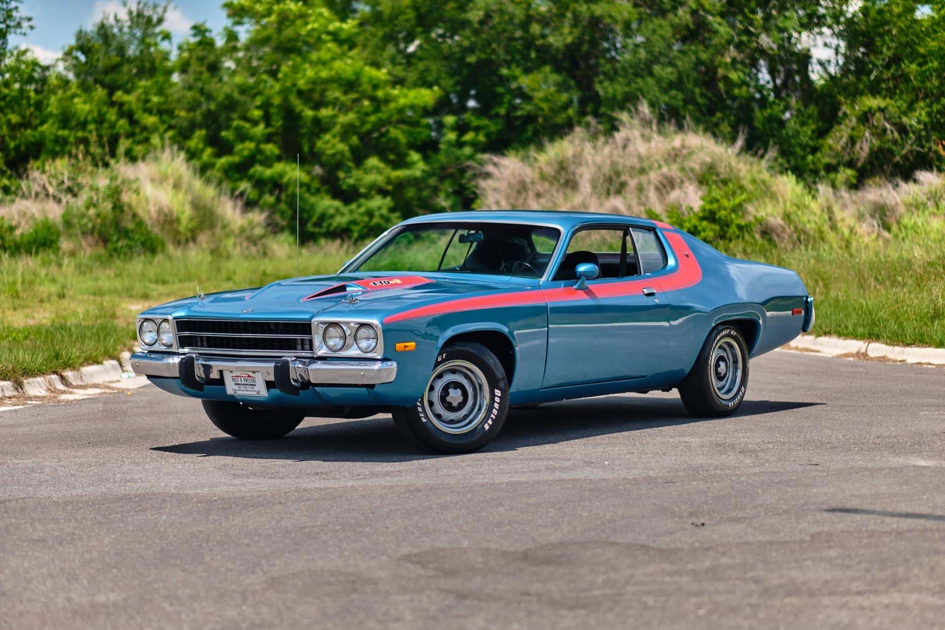 1973 Plymouth Roadrunner sold for $30,450