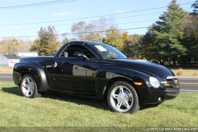 2004 Chevrolet SSR LS sold for $14,078