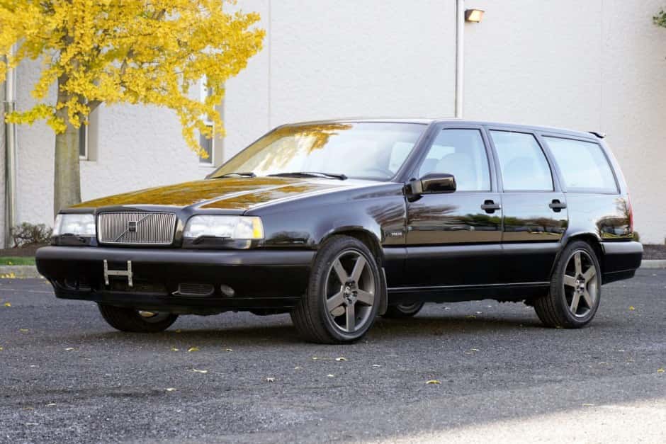 1996 Volvo 850 sold for $15,500
