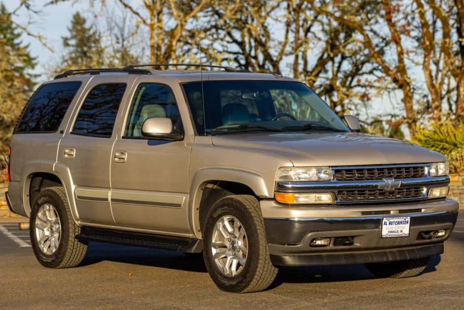 2006 Chevrolet Tahoe GMT800 sold for $9,000