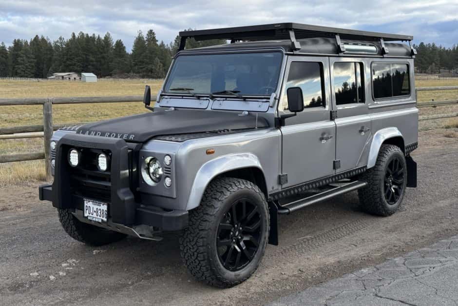 1986 Land Rover 110 / Defender 110 (Euro Spec) sold for $56,500